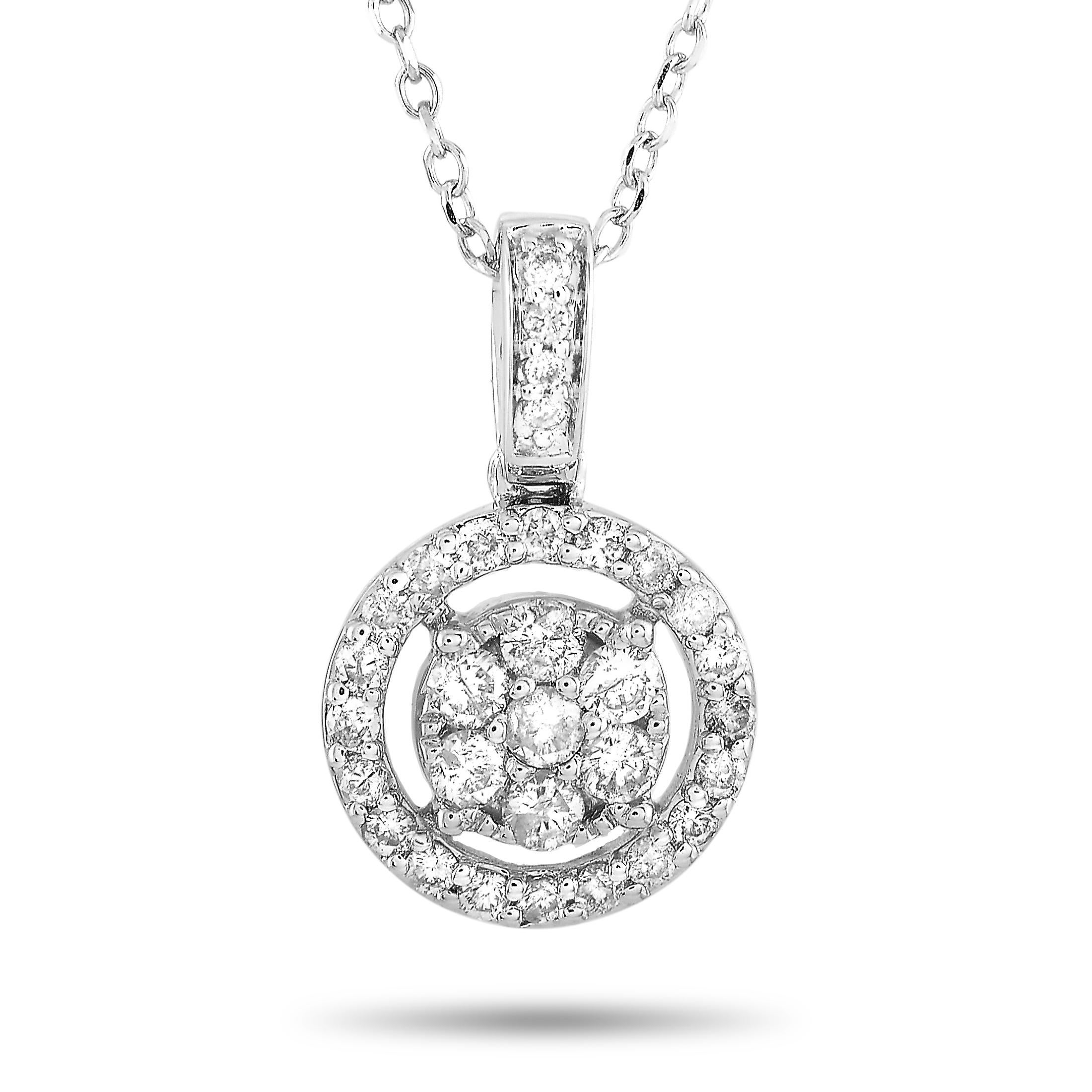 LB Exclusive 14 Karat White Gold 0.25 Carat Diamond Pendant Necklace In New Condition For Sale In Southampton, PA