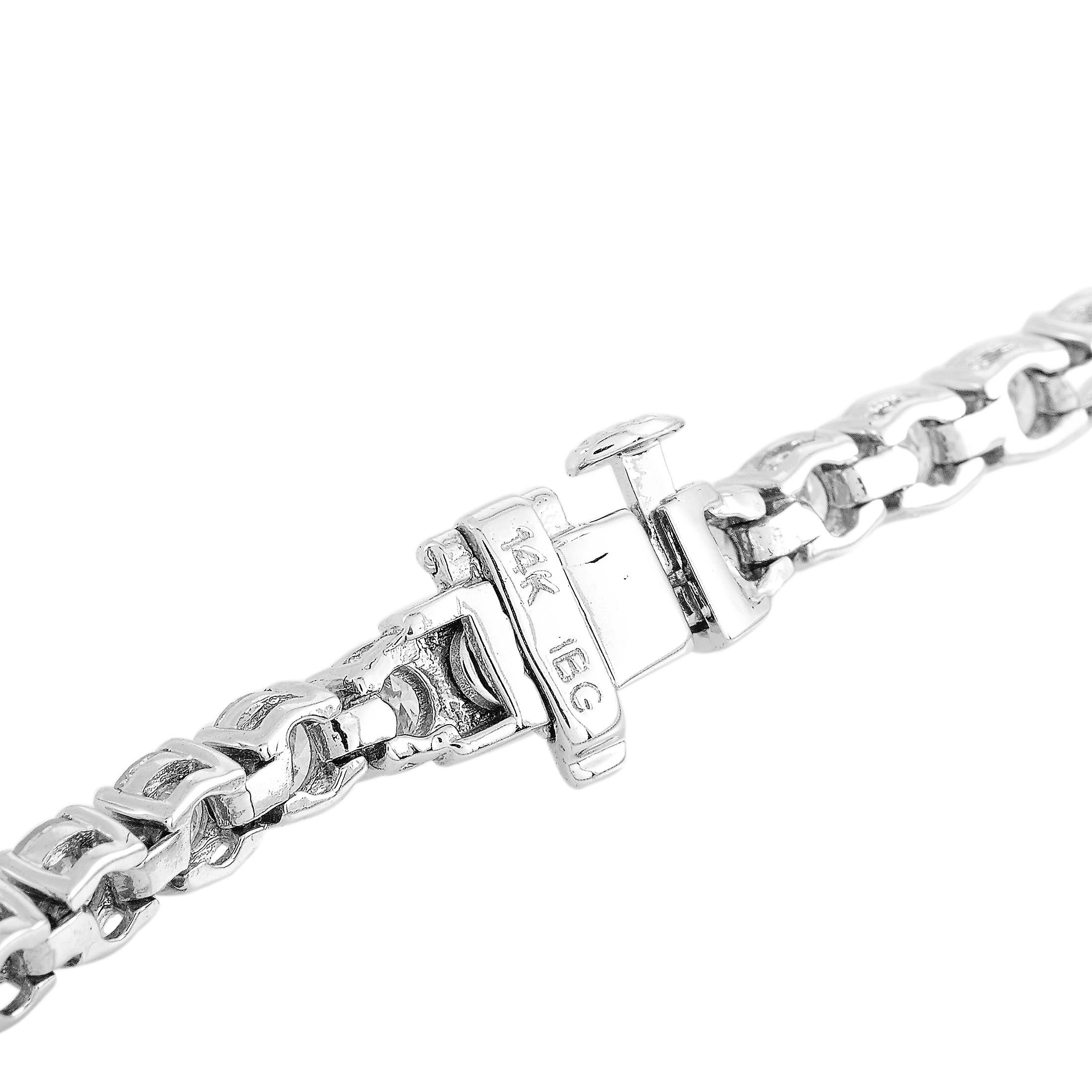 LB Exclusive 14 Karat White Gold and 7.01 Carat Diamond Tennis Bracelet In New Condition In Southampton, PA