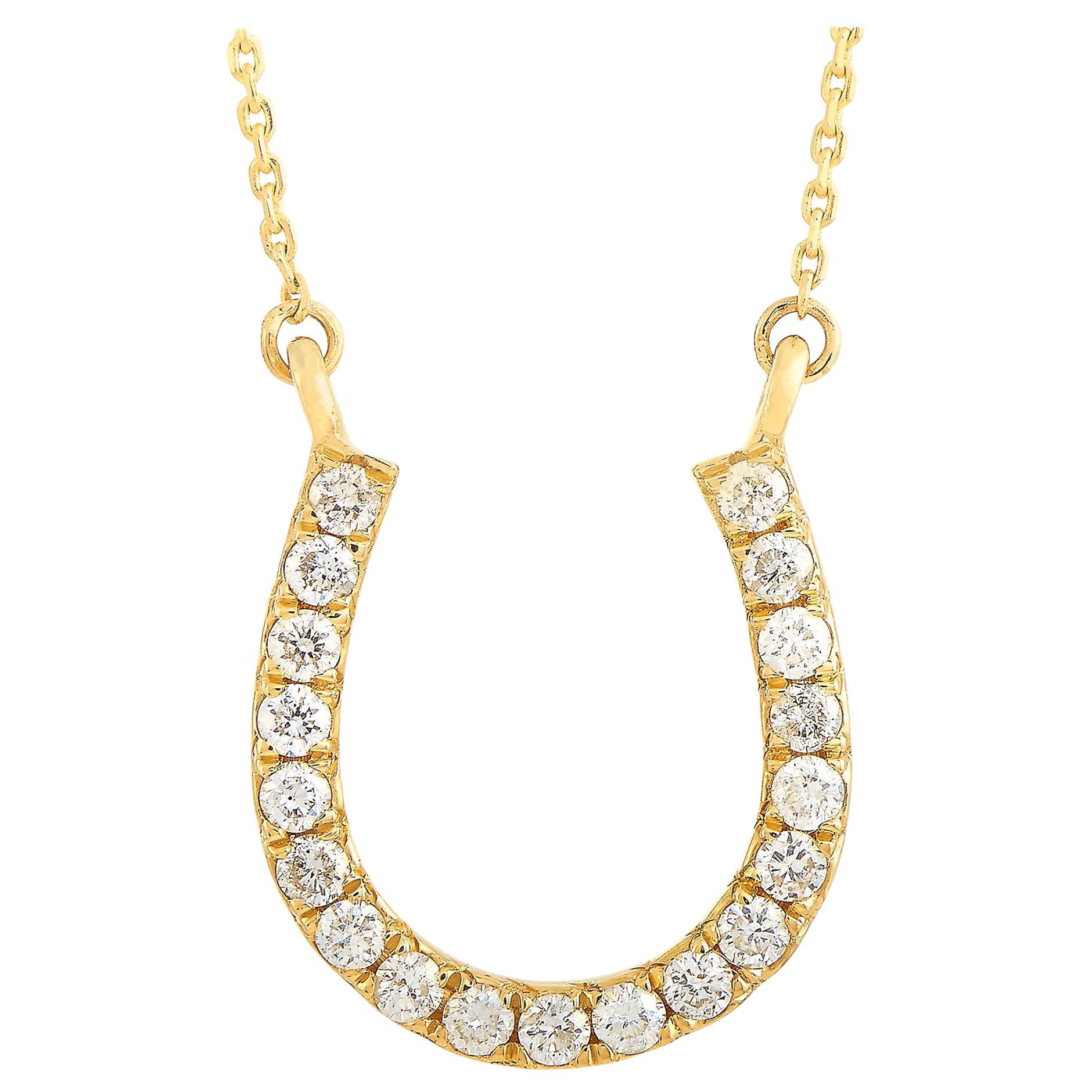 A diamond horseshoe pendant main image 1