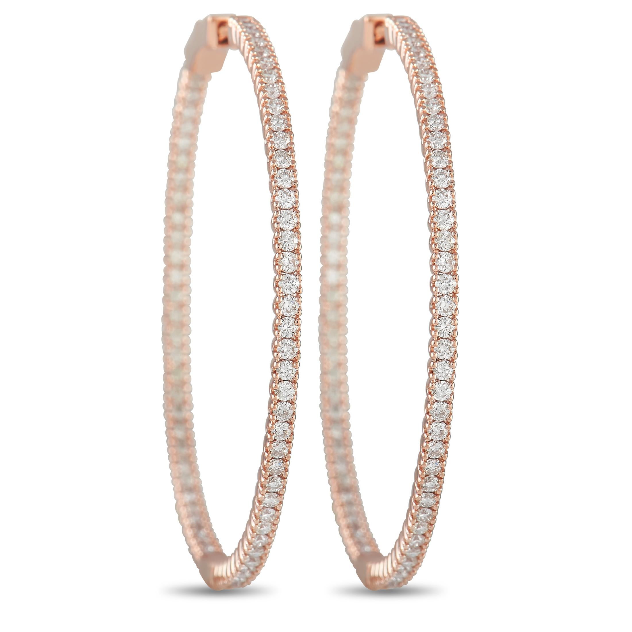 LB Exclusive 14K Rose Gold 1.89ct Diamant Inside-Out Hoop Ohrringe im Zustand „Neu“ im Angebot in Southampton, PA