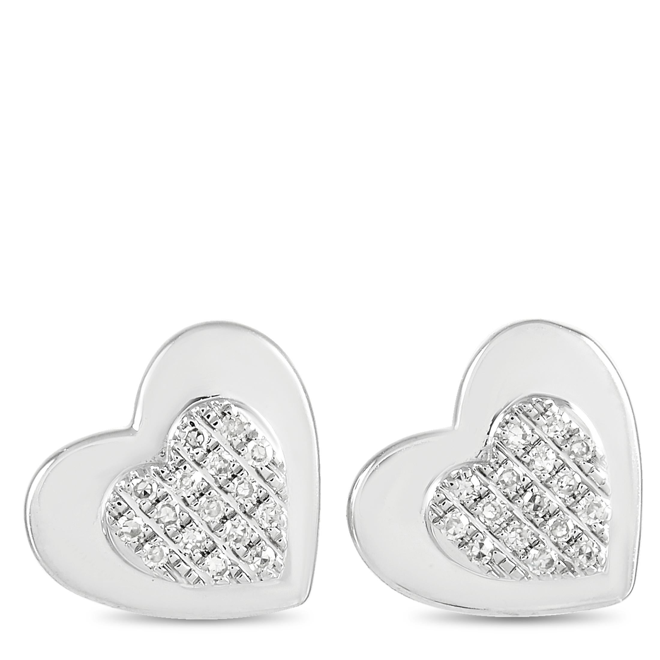 LB Exclusive 14K White Gold 0.07 Ct Diamond Heart Stud Earrings In New Condition For Sale In Southampton, PA