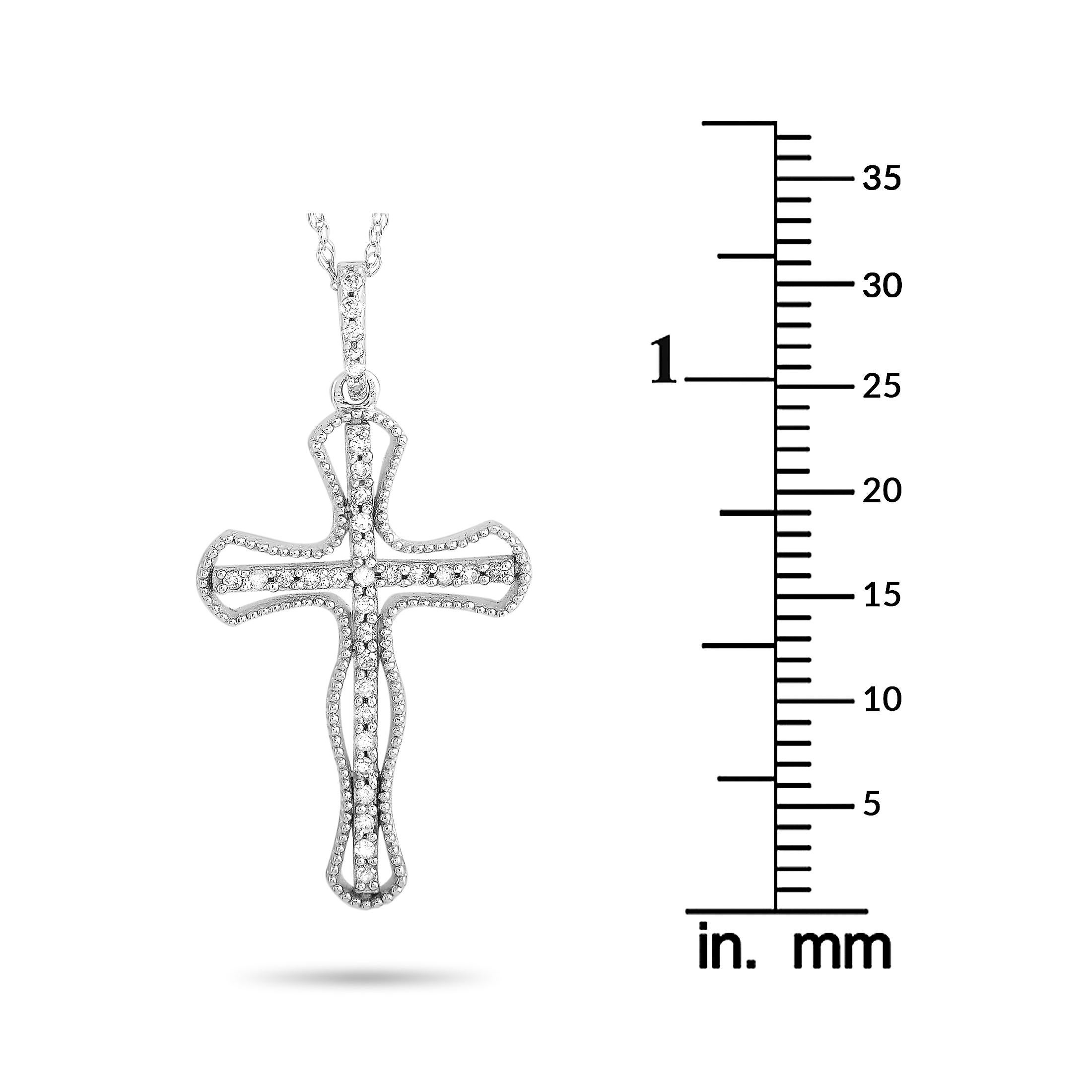 LB Exclusive 14 Karat White Gold 0.20 Carat Diamond Cross Pendant Necklace In New Condition In Southampton, PA