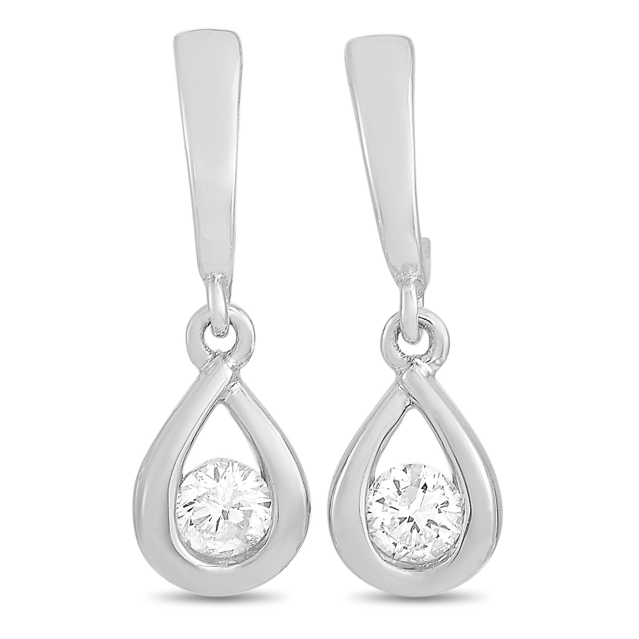 LB Exclusive Orecchini in oro bianco 14K con diamanti da 0,20 carati In condizioni Nuovo in vendita a Southampton, PA