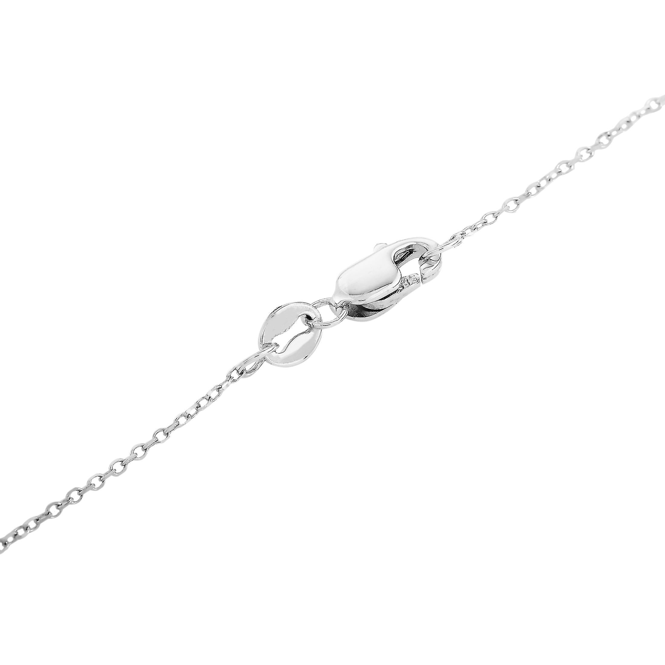 Round Cut Lb Exclusive 14k White Gold 0.25 Carat Diamond Bar Necklace For Sale