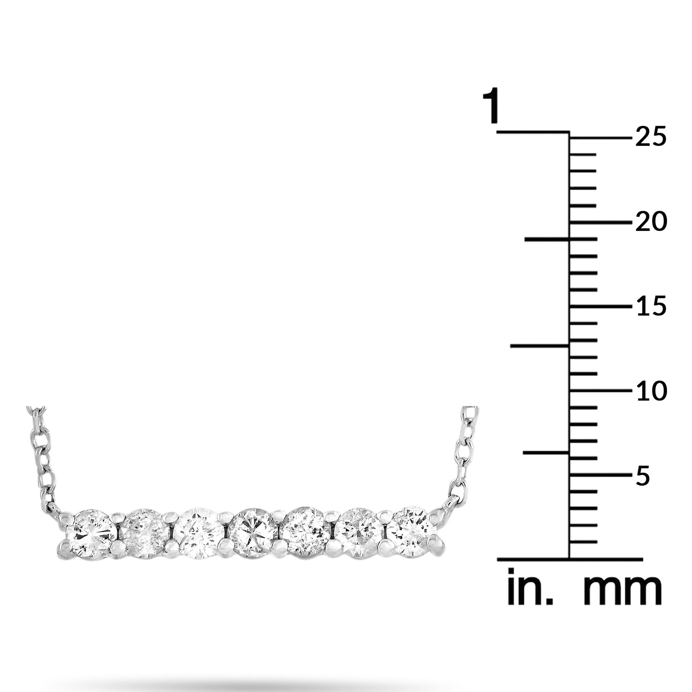 Lb Exclusive 14k White Gold 0.25 Carat Diamond Bar Necklace In New Condition For Sale In Southampton, PA