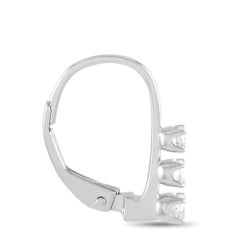 Exklusive Ohrringe aus 14 Karat Weißgold mit 0,25 Karat Diamanten von LB