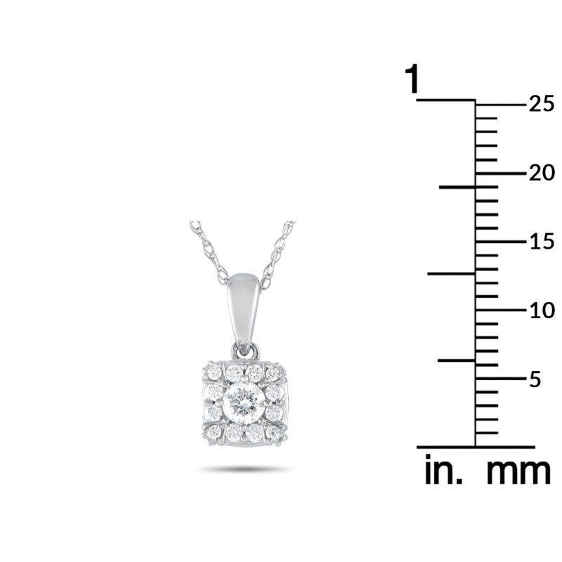 LB Exclusive 14k White Gold 0.25 Carat Diamond Pendant Necklace In New Condition For Sale In Southampton, PA
