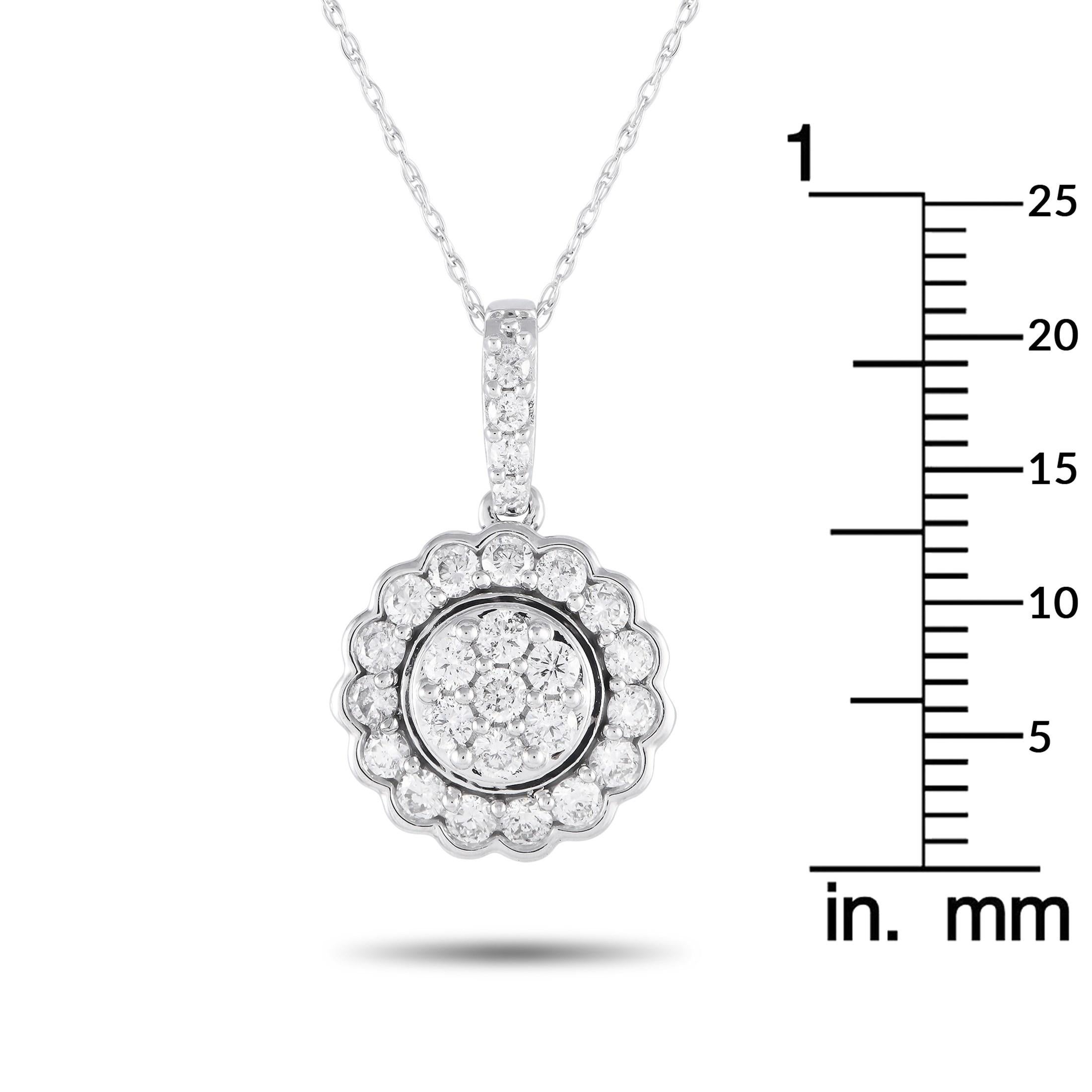LB Exclusive 14K White Gold 0.75ct Diamond Flower Cluster Necklace In New Condition For Sale In Southampton, PA