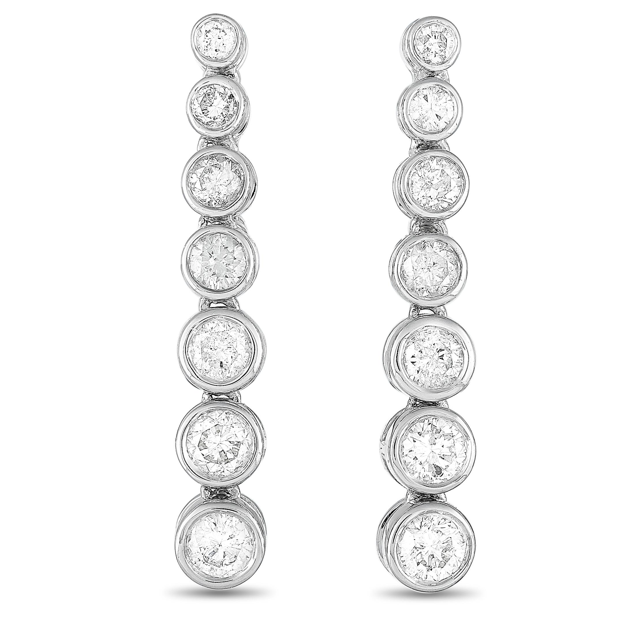LB Exclusive 14k White Gold 1.0 Carat Diamond Drop Earrings In New Condition In Southampton, PA