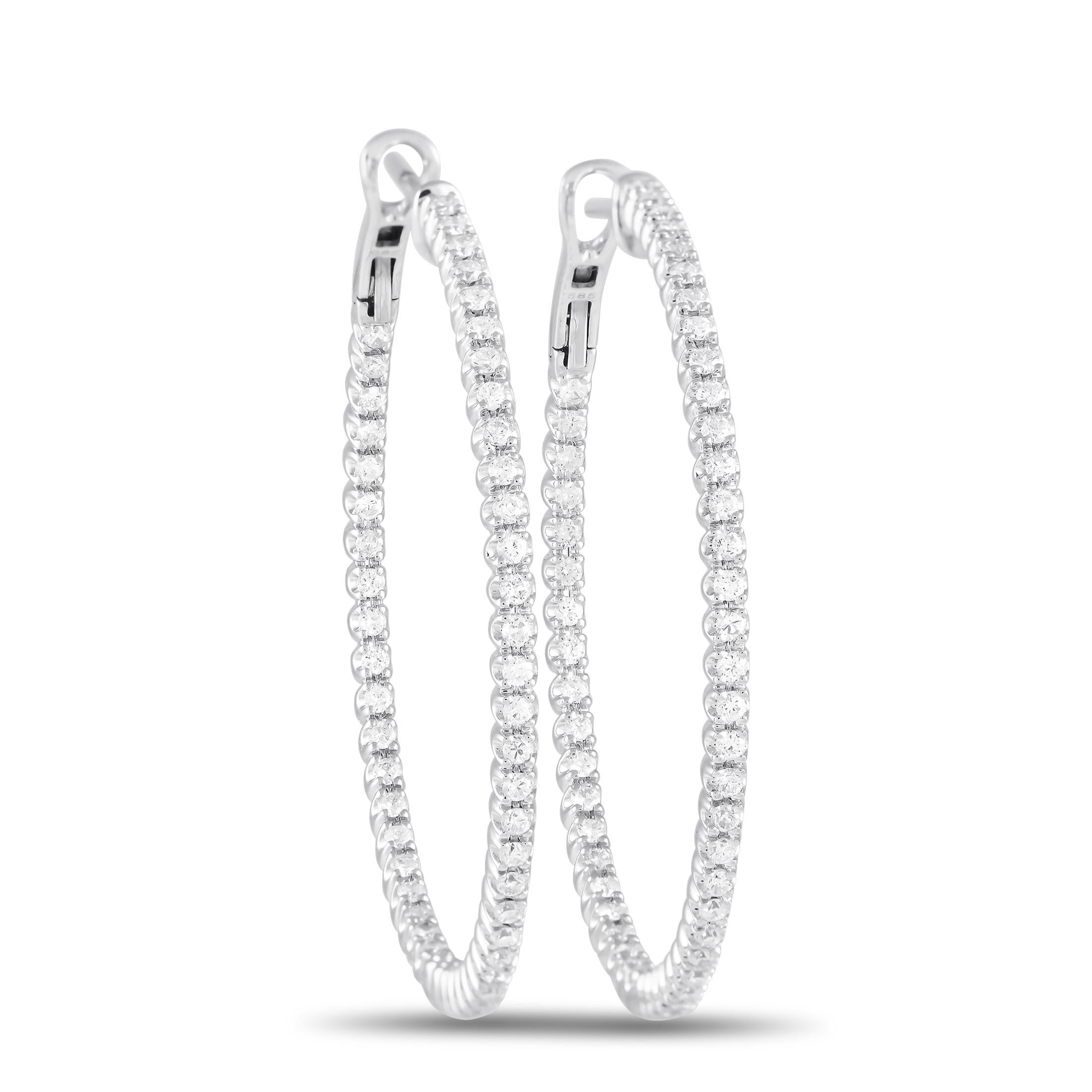 LB Exclusive 14K White Gold 1.32ct Diamond Inside-Out Hoop Earrings In New Condition In Southampton, PA