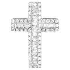 Pendentif croix en or blanc 14 carats avec diamants de 2,01 carats, LB Exclusive