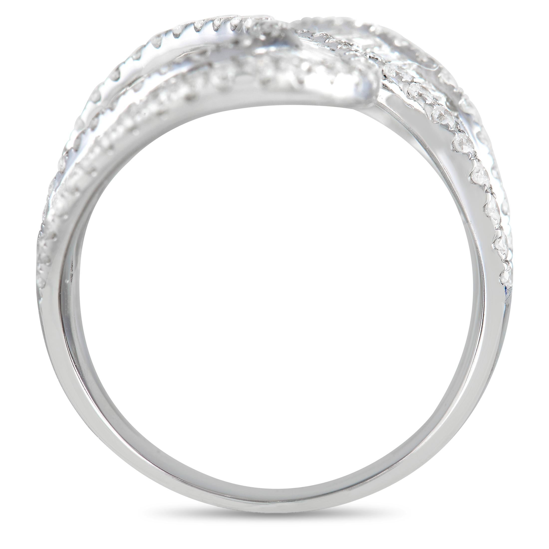 Phantasie kann jeden Tag außergewöhnlich machen. Dieser Ring wird genau das beweisen. Tragen Sie diese weißgoldene Schönheit um Ihren Finger und erleben Sie, wie sie Ihrem Tag ein glitzerndes Makeover verleiht. Dieser Ring hat ein gewirbeltes