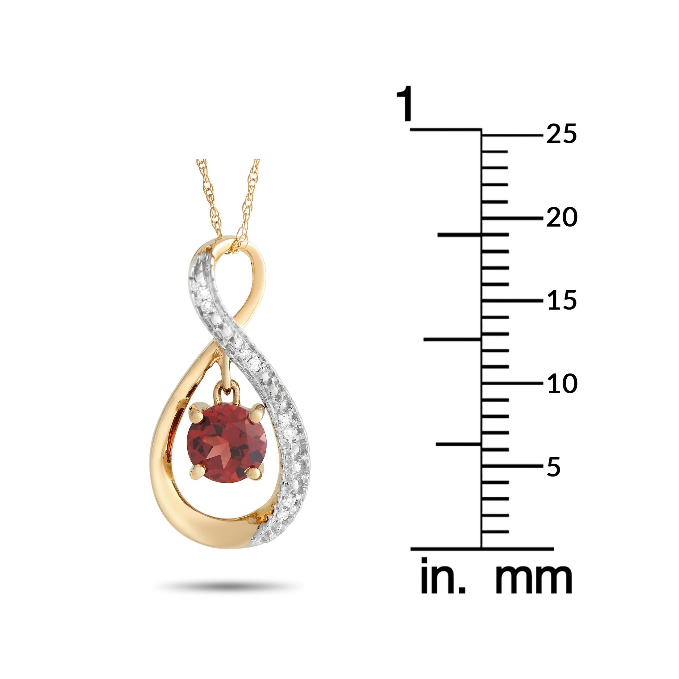LB Exclusive 14K Yellow Gold 0.03ct Diamond and 0.03 Garnet Necklace In New Condition For Sale In Southampton, PA