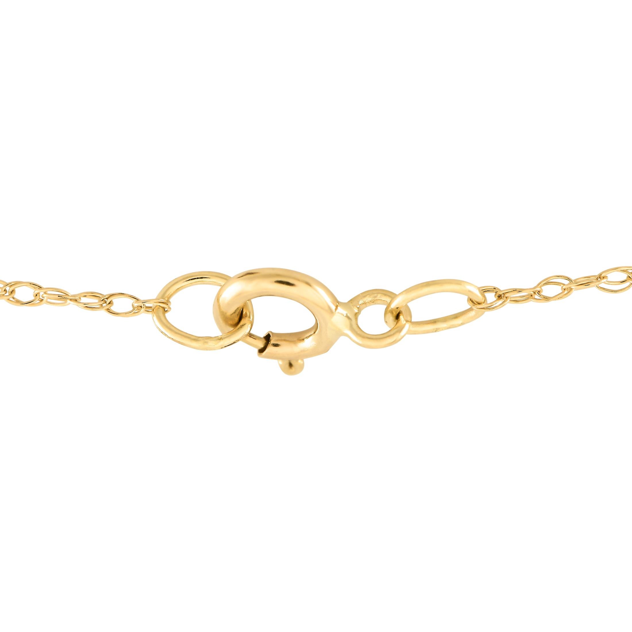Taille ronde LB Exclusive Collier pendentif en or jaune 14 carats avec diamants 0,09 carat PD4-16077YBT en vente