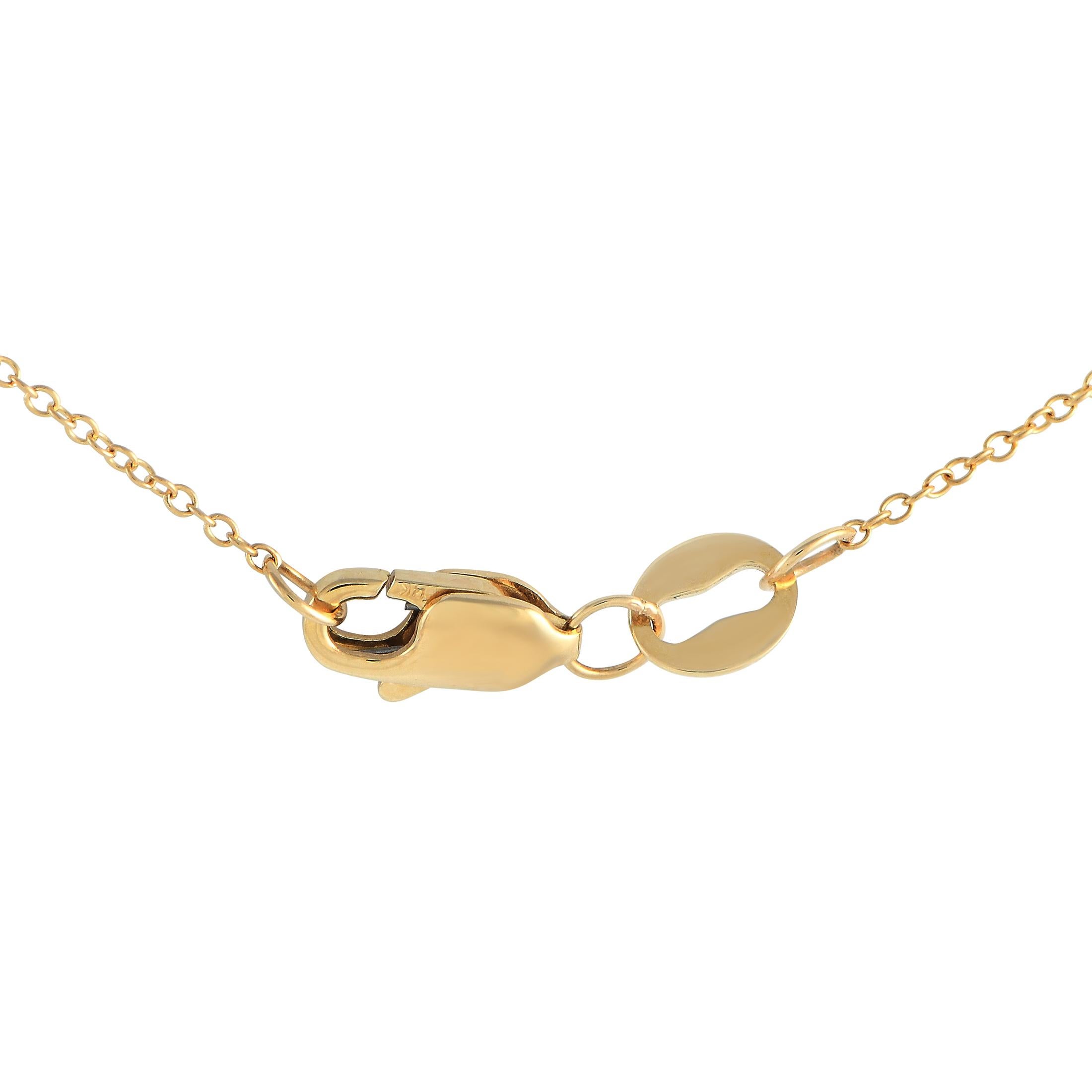 Give more personality to your everyday look with this minimalist diamond necklace. It comes with a 15.5\