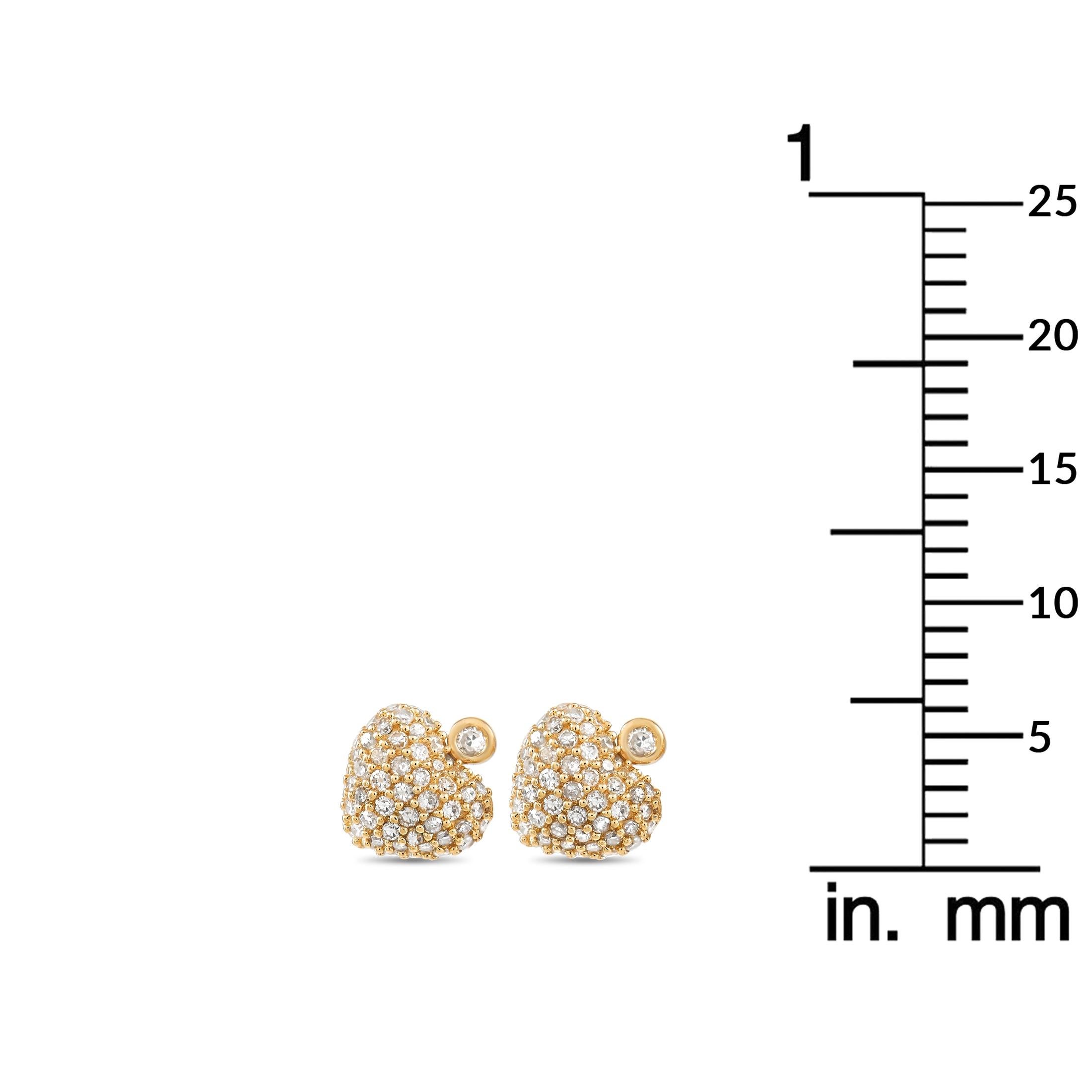 Taille ronde LB Exclusive Boucles d'oreilles en forme de cœur en or jaune 14 carats avec diamants 0,25 carat en vente