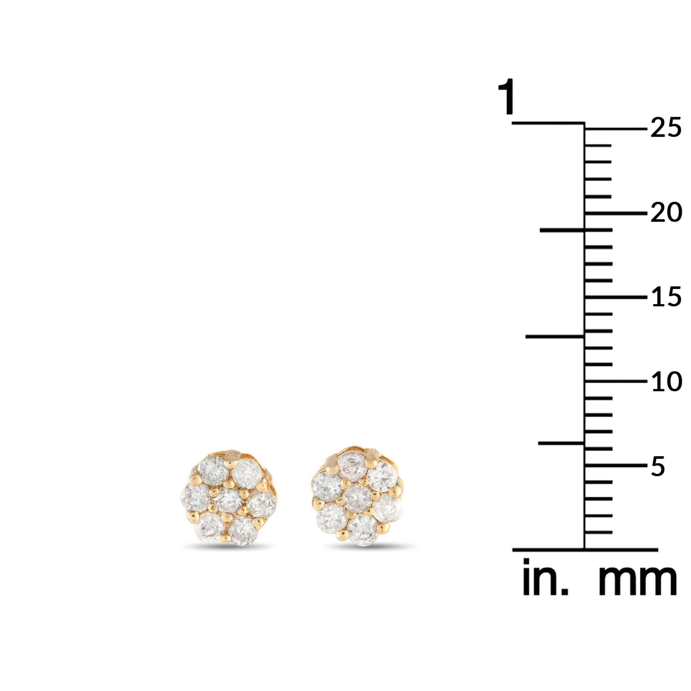 Taille ronde LB Exclusive Clous d'oreilles en or jaune 14 carats avec grappe de diamants de 0,25 carat en vente