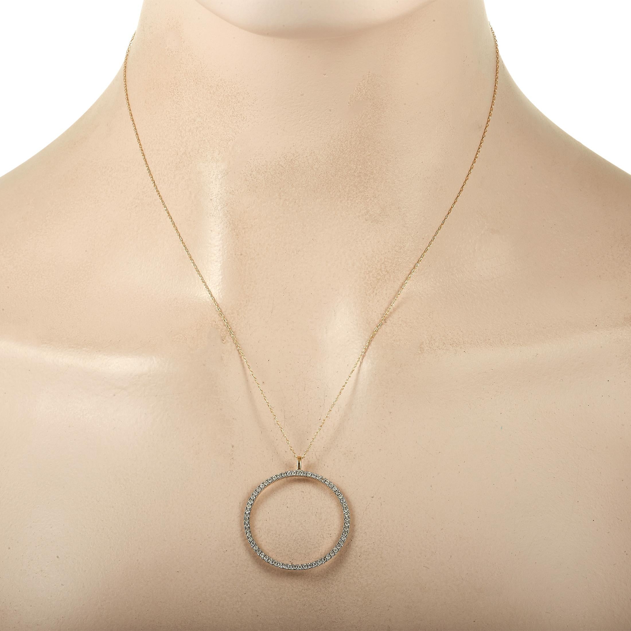 This simple LB Exclusive 14K Yellow Gold 0.50 ct Diamond Necklace is a minimalist's dream. The necklace is made with a yellow gold chain, highlighting a gorgeous 14K yellow gold circle pendant. The pendant is set with a total of 0.50 carats of