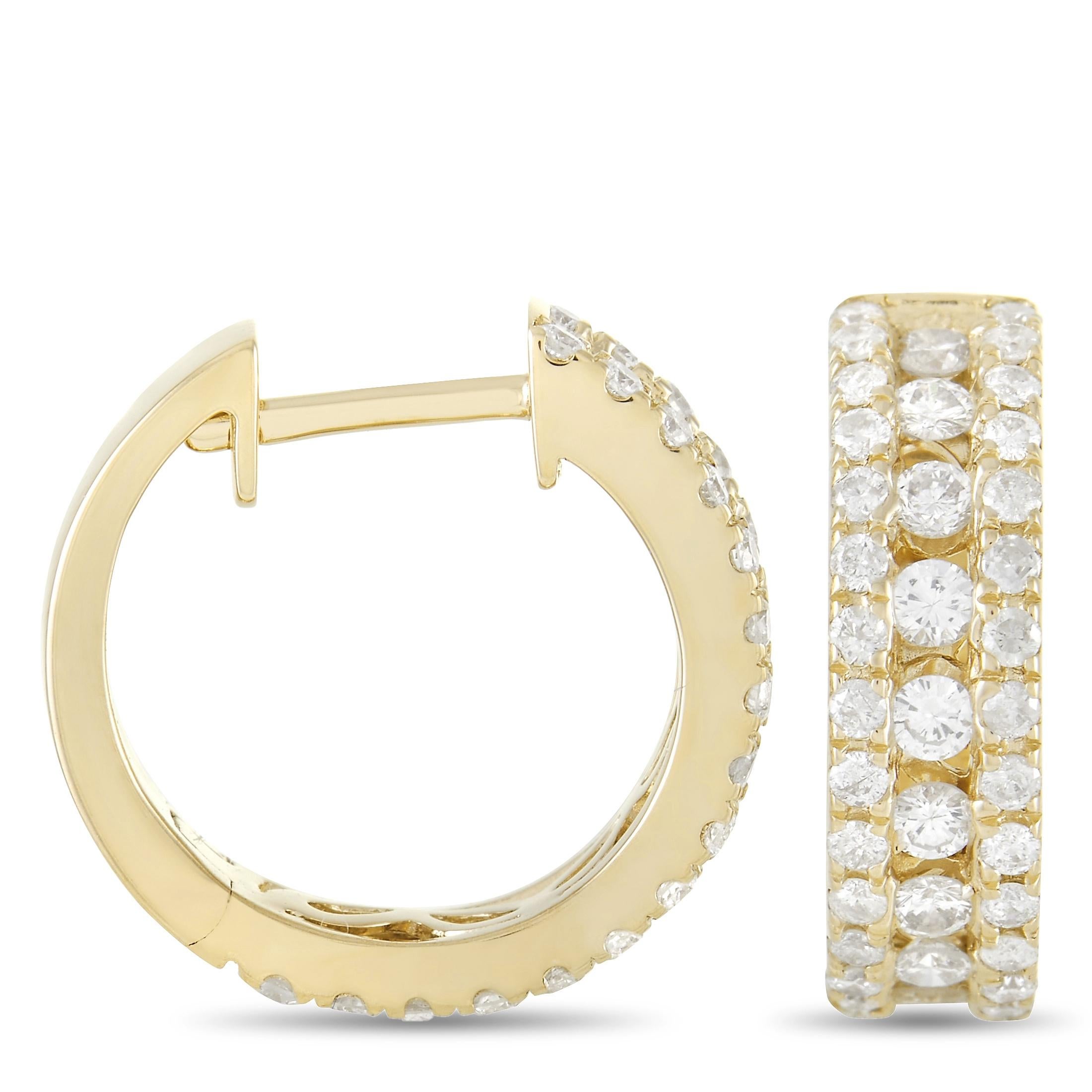 Ces boucles d'oreilles élégantes brilleront à chaque fois qu'elles attireront la lumière. Sur ces boucles d'oreilles - qui mesurent 0,5