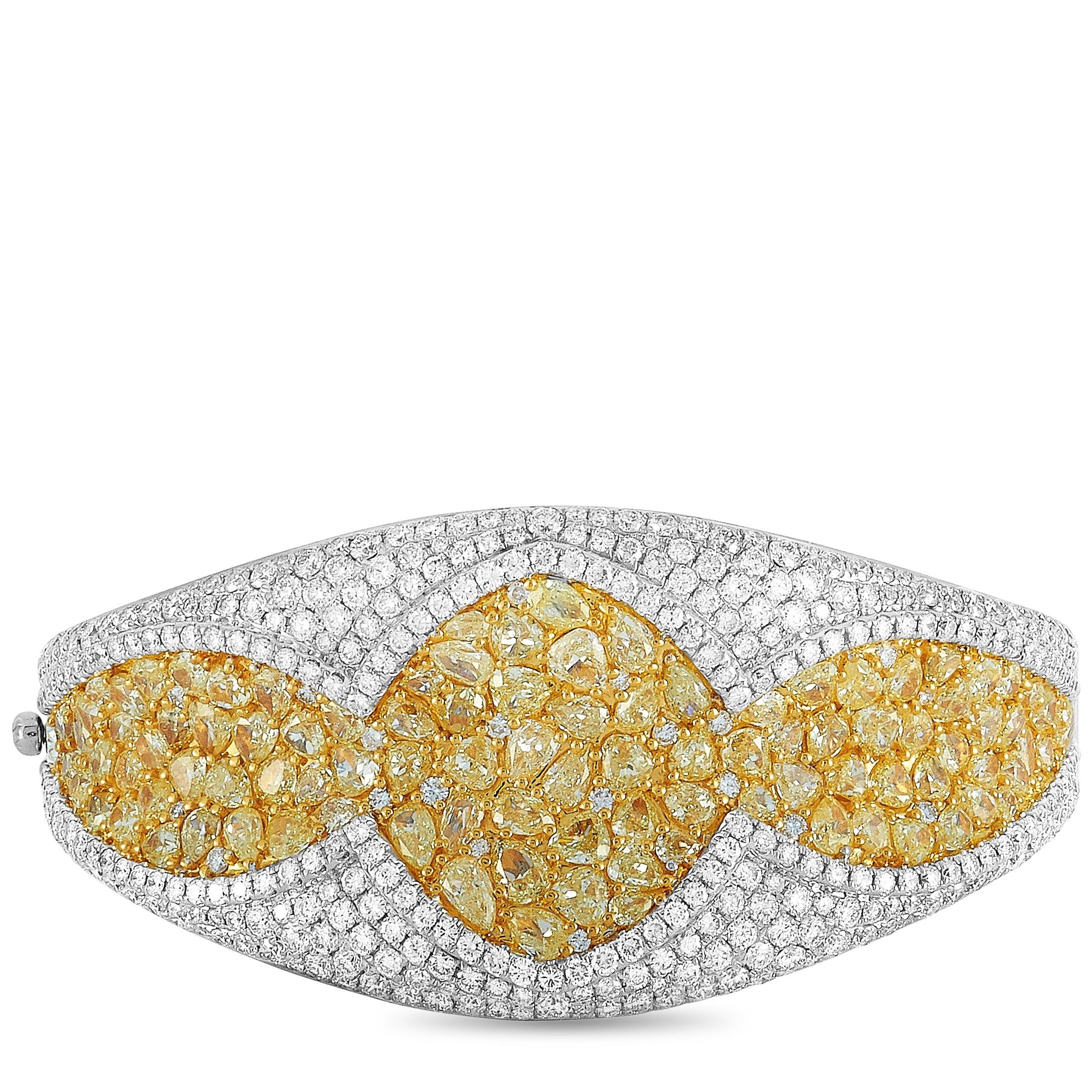 Women's LB Exclusive 18 Karat White Gold 18.10 Carat White and Yellow Diamond Bracelet