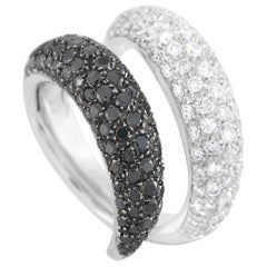 LB Exclusive 18 Karat White Gold 2.50 Carat White and Black Diamond Ring