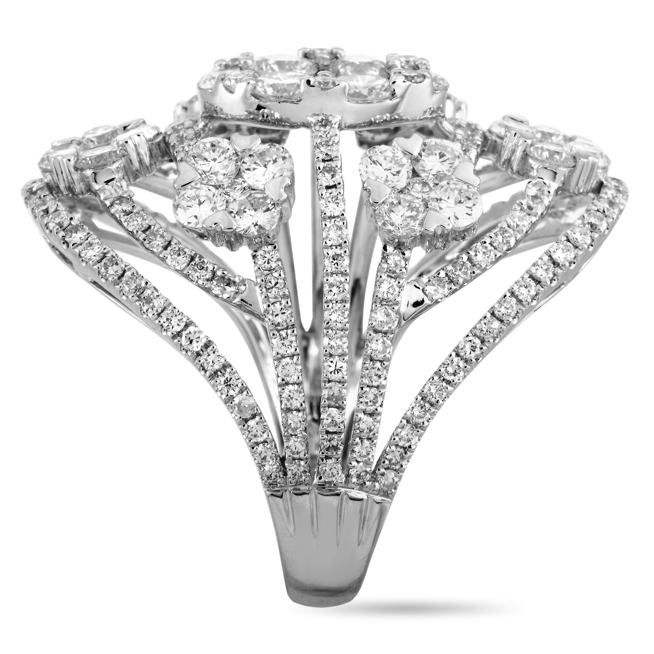 Round Cut LB Exclusive 18 Karat White Gold Diamond Ring For Sale