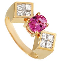 LB Exclusive 18 Karat Yellow Gold 0.80 Carat Diamond and Pink Sapphire Ring