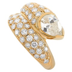 LB Exclusive 18 Karat Yellow Gold 2.06 Carat Diamond Ring
