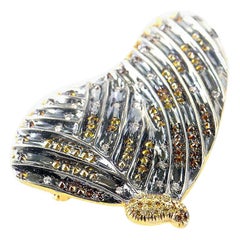 LB Exclusive 18 Karat Yellow Gold and Black Rhodium Multi Diamond Butterfly Pin
