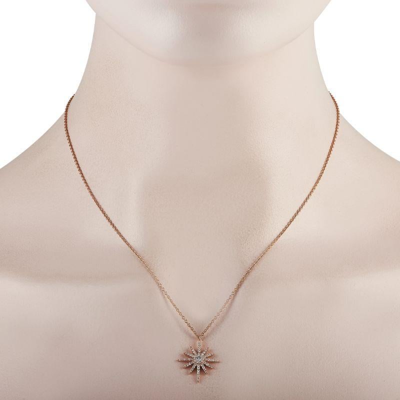 Un magnifique collier en diamants à associer à n'importe quelle tenue pour un coup d'éclat facile et sans effort. Ce collier en or rose est composé d'une longue chaîne de 18 pouces supportant un pendentif en forme d'étoile entièrement garni de
