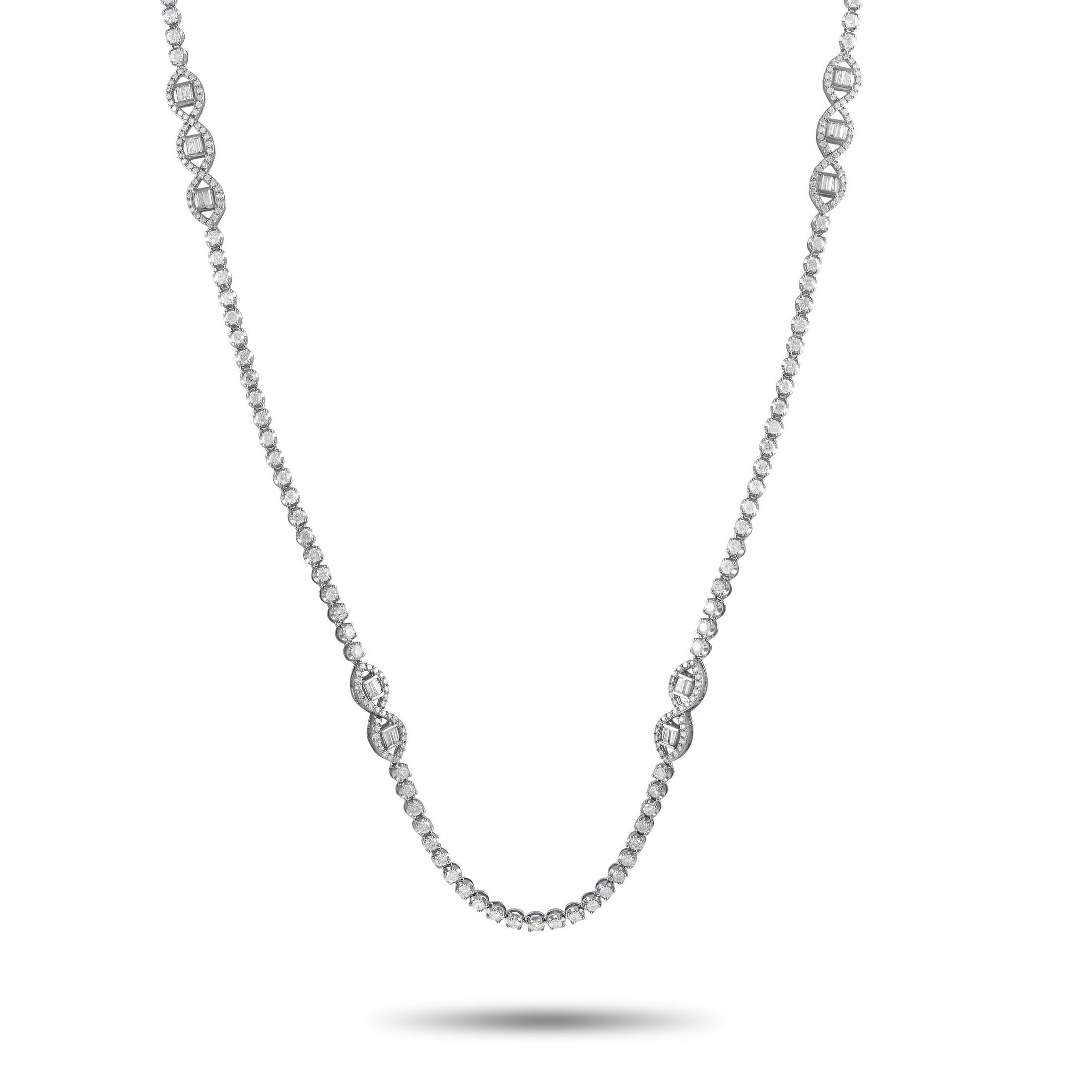 LB Exclusive 18K White Gold 10.80ct Diamond Necklace In New Condition For Sale In Southampton, PA