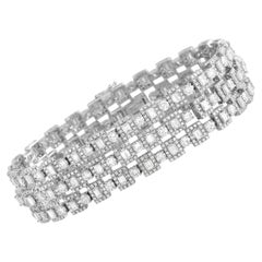 LB Exclusive 18K White Gold 12.92 ct Diamond Bracelet