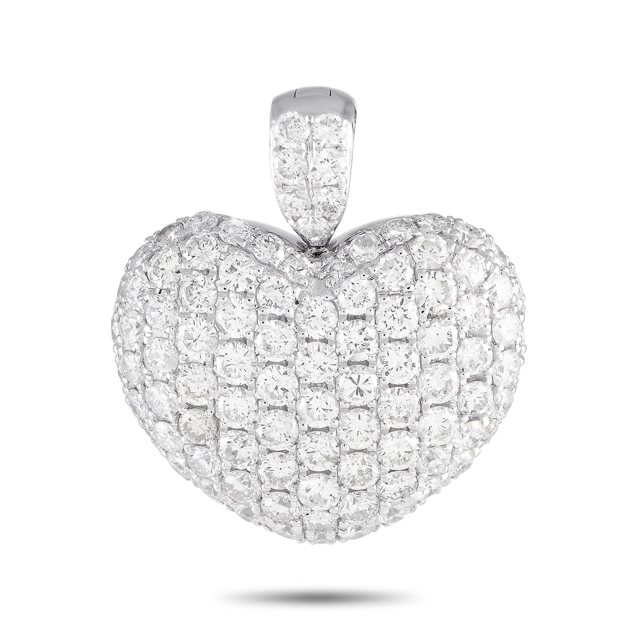 LB Exclusive 18K White Gold 2.80ct Diamond Heart Pendant In New Condition In Southampton, PA