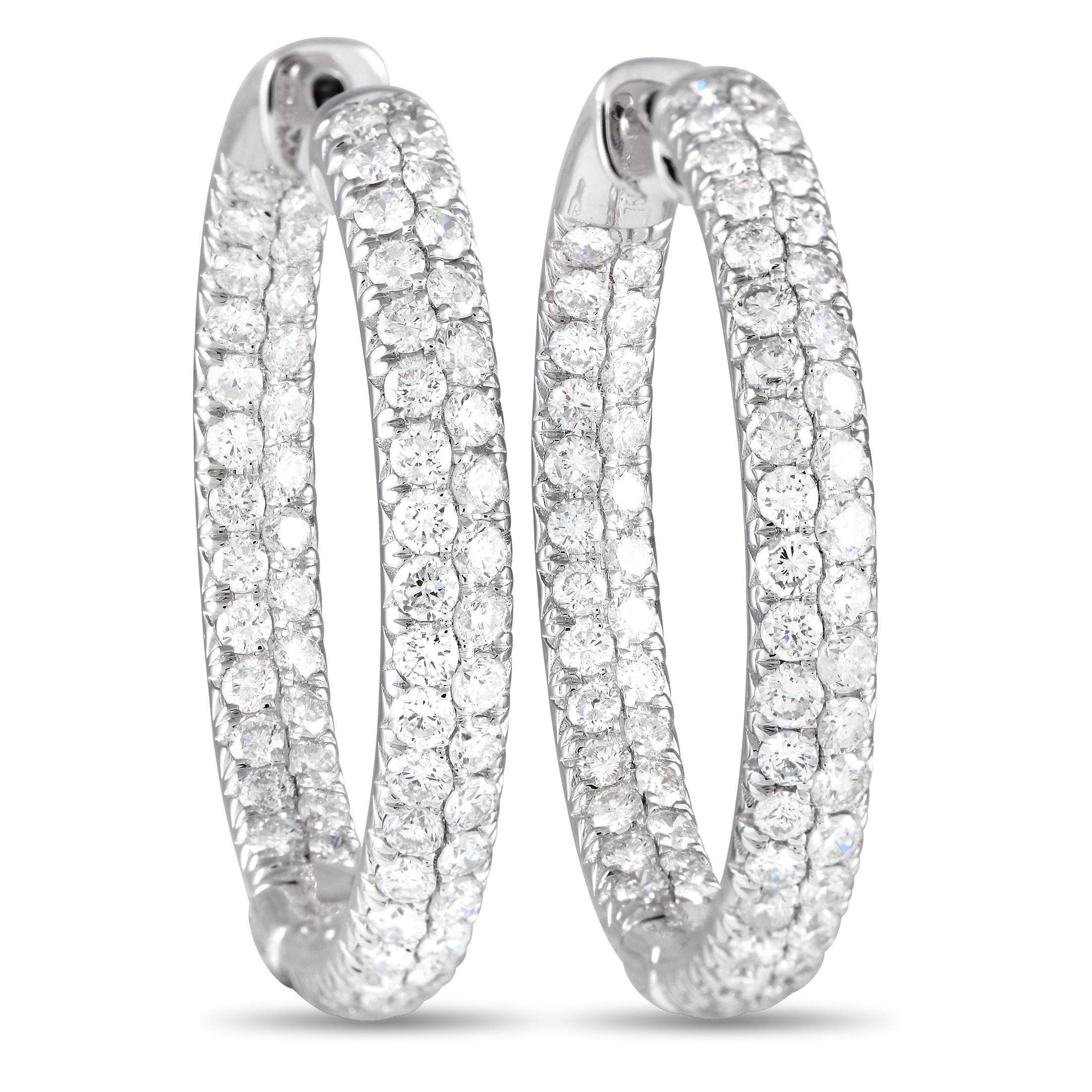 LB Exclusive 18K White Gold 3.55ct Diamond Inside-Out Hoop Earrings In New Condition For Sale In Southampton, PA