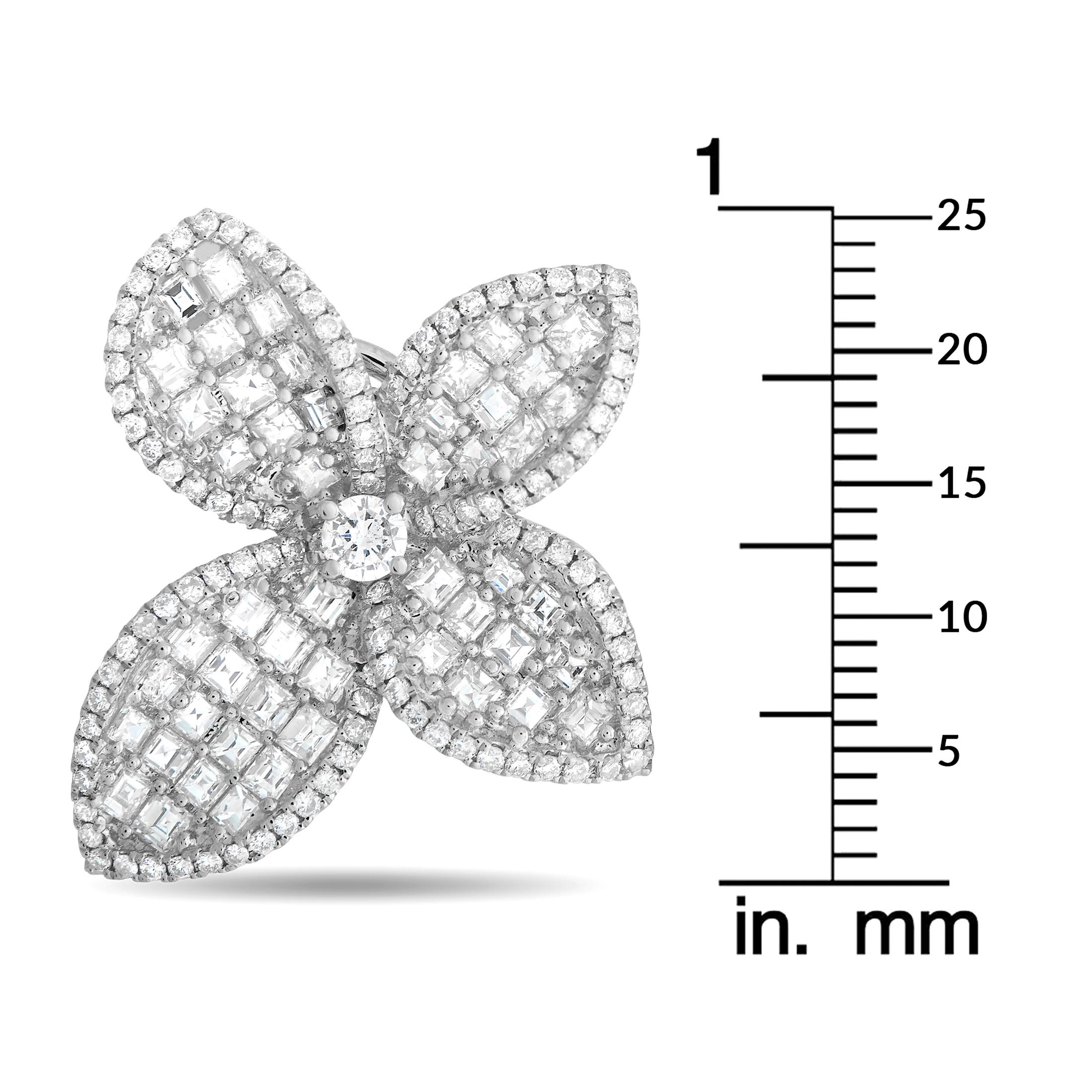 Mixed Cut LB Exclusive 18K White Gold 4.95ct Diamond Flower Earrings For Sale