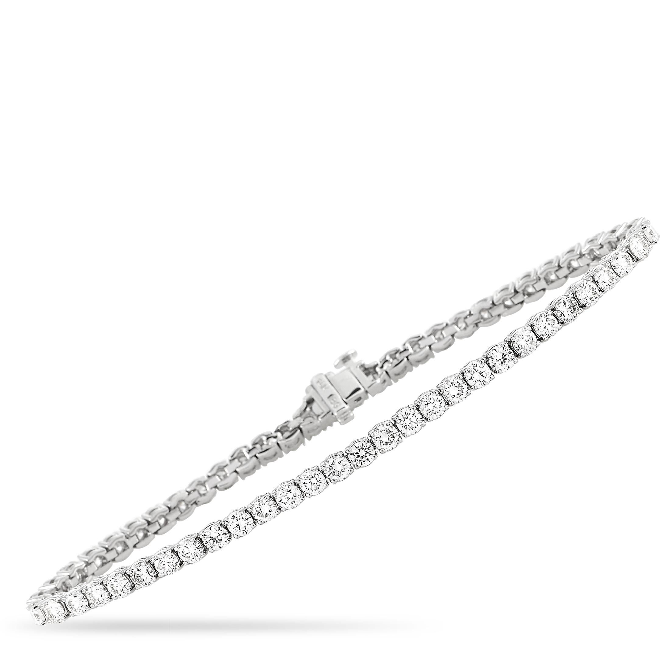 LB Exclusive 18 Karat White Gold 6.34 Carat Diamond Tennis Bracelet In New Condition In Southampton, PA