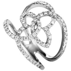 LB Exclusive 18 Karat White Gold Diamond Openwork Flower Ring