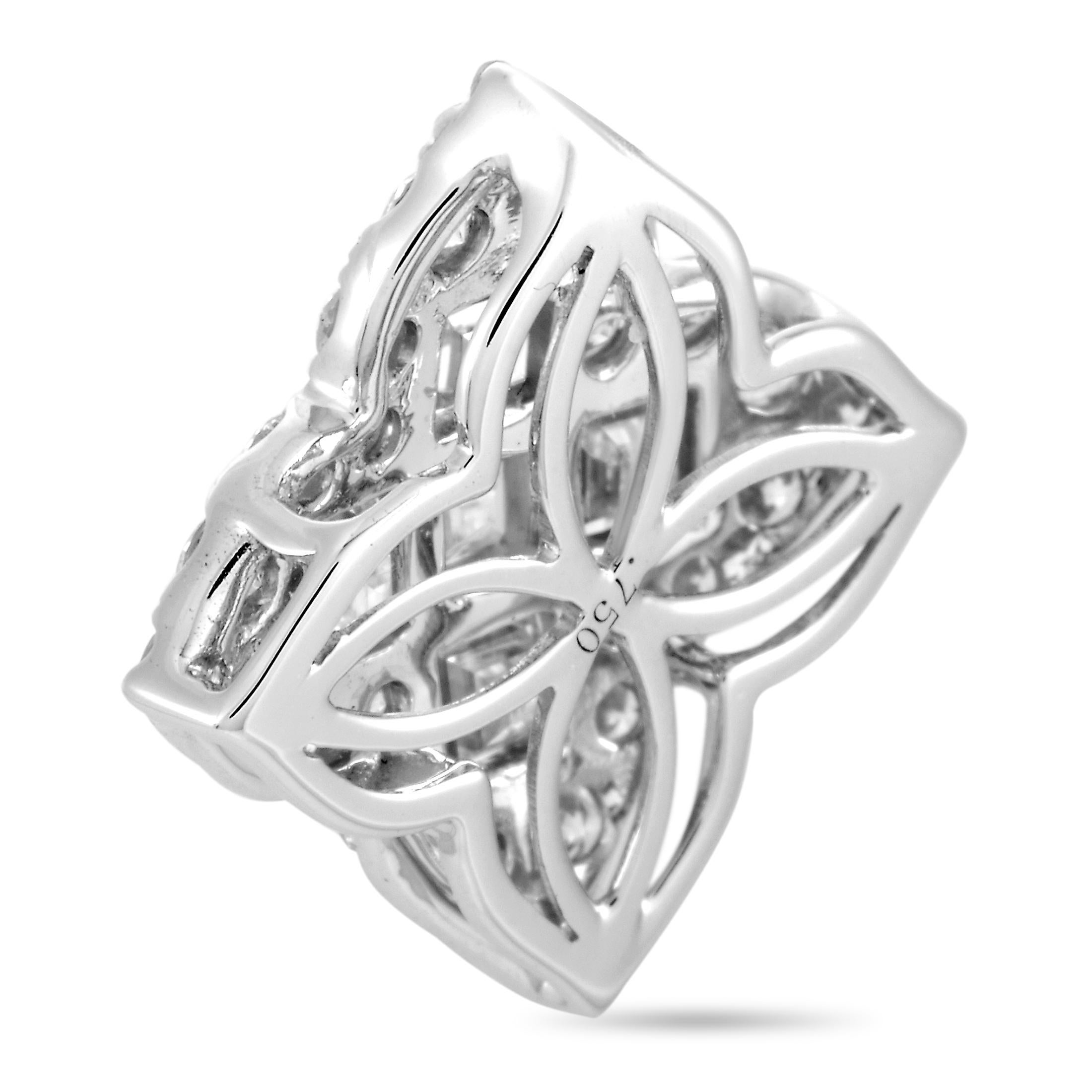 This LB Exclusive pendant is crafted from 18K white gold and set with round and asscher diamonds that total 0.55 and 0.95 carats respectively. The pendant weighs 2.4 grams and measures 0.75” in length and 0.75” in width.

Offered in brand new