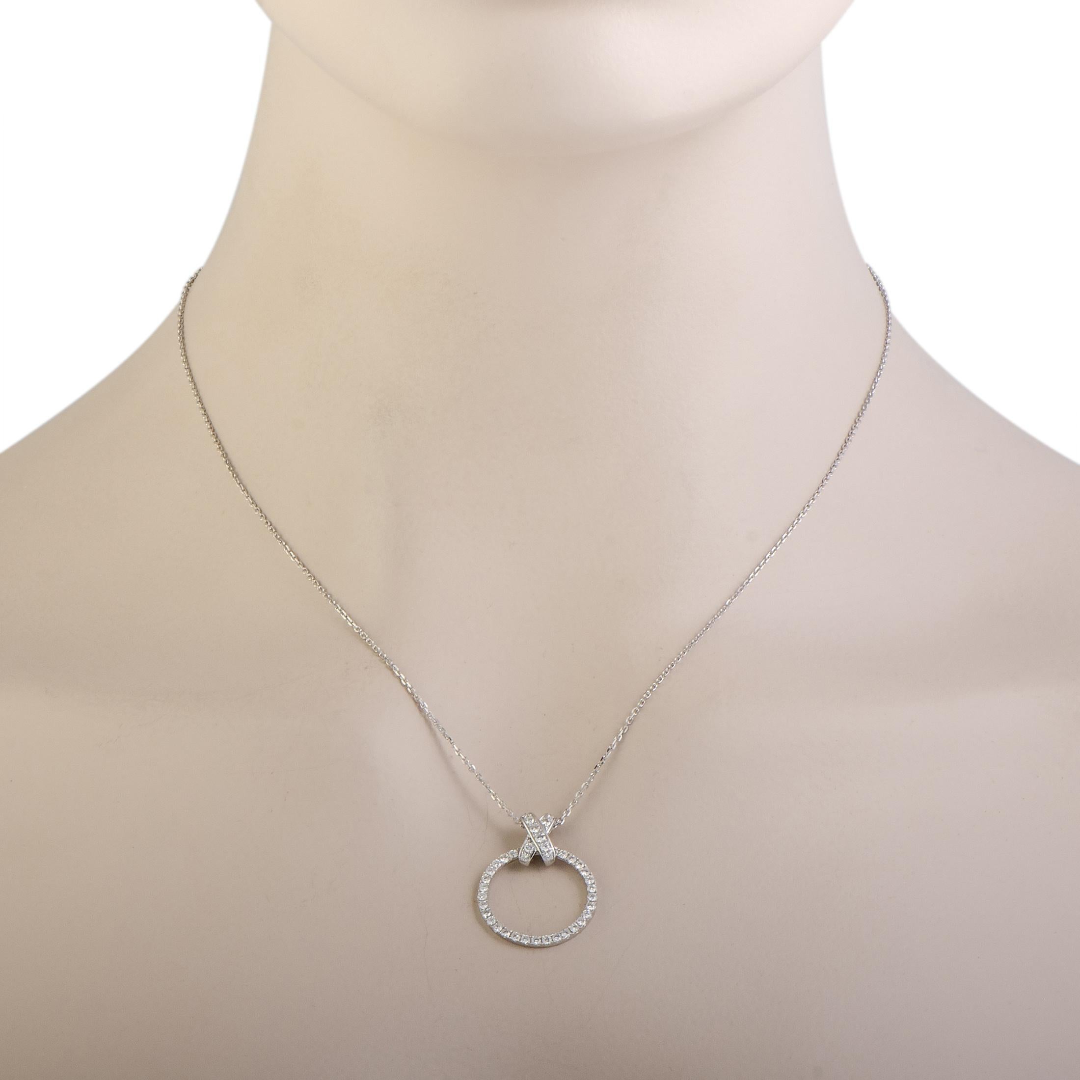 Designed in an exceptionally elegant manner and luxuriously decorated with lustrous gems, this beautiful necklace offers an incredibly classy appearance. The necklace is presented by Odelia and it is expertly crafted from 18K white gold, featuring a