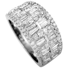 LB Exclusive 18 Karat White Gold Round and Tapered Diamond Band Ring LB Exclusive 18 Karat White Gold Round and Tapered Diamond Band Ring