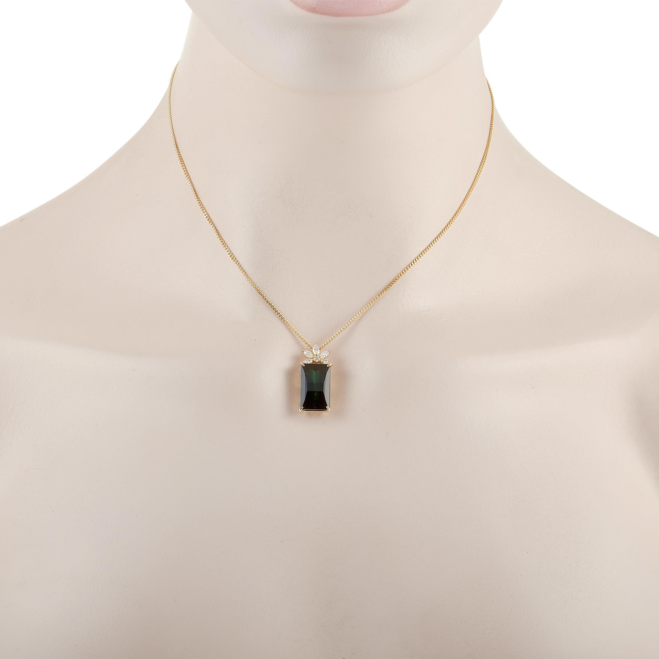 There’s something inherently regal about this exceptional pendant necklace. Suspended upon a 15” chain with ring clasp closure, you’ll find a stylish pendant that measures 0.88” long and 0.38” wide. On it, you’ll find a green rectangular 6.83 carat