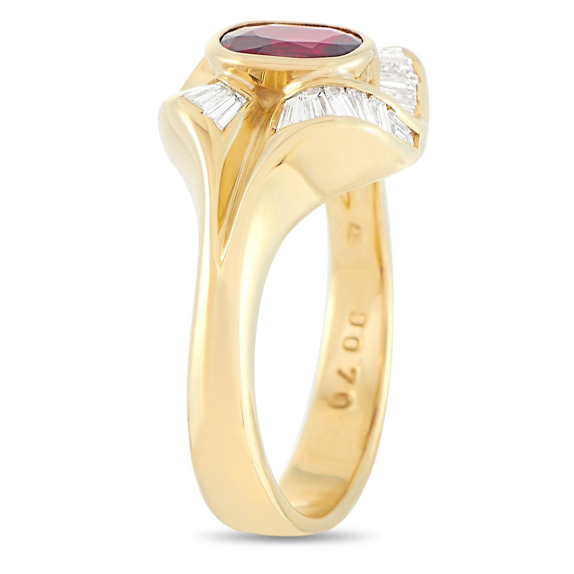 This bold LB Exclusive ring is a classy addition to any outfit. The band is made with 18K yellow gold and set with a 0.70 carat halo of baguette diamonds surrounding a 0.94 carat ruby.The ring has a band thickness of 3 mm, a top height of 6 mm, and