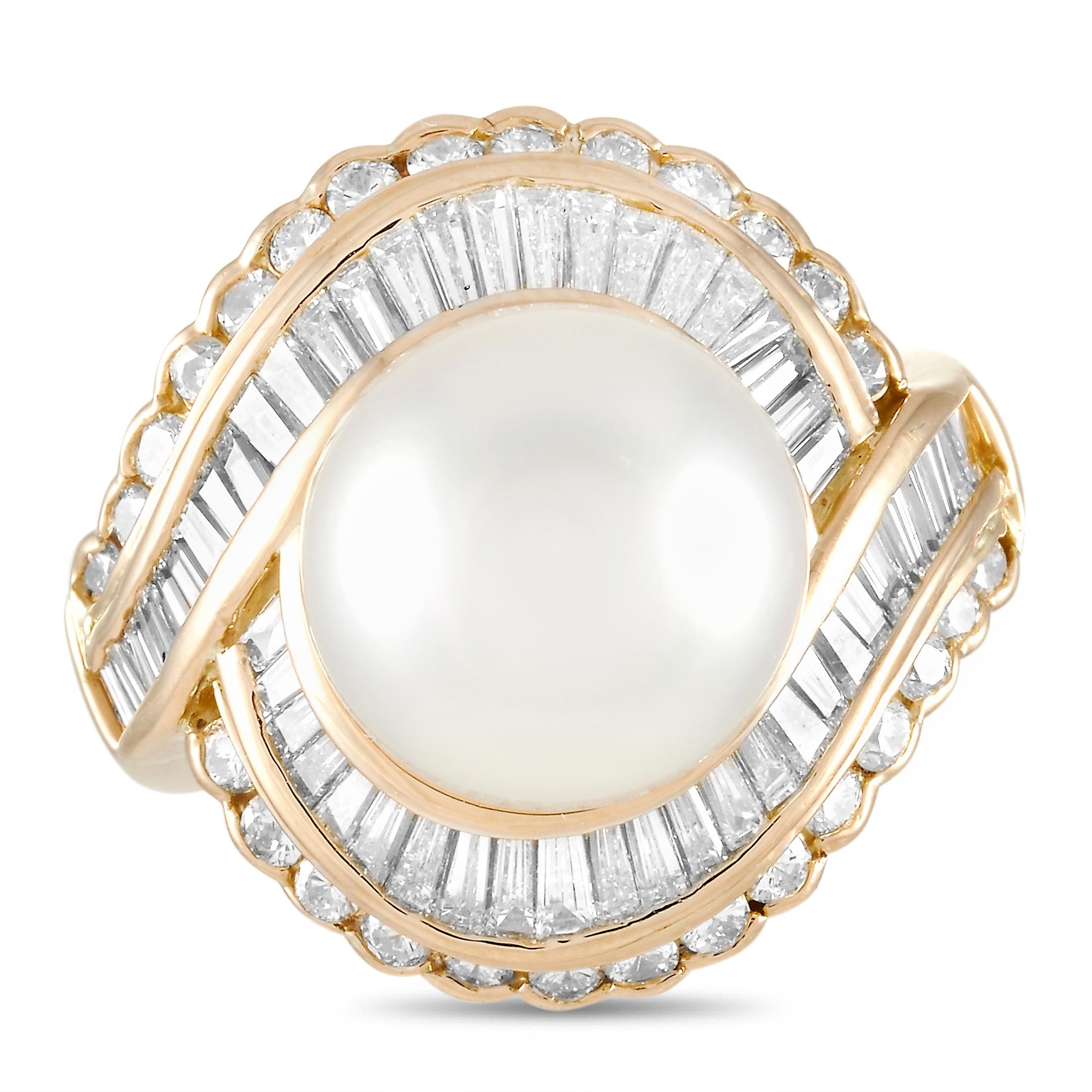 LB Exclusive 18 Karat Yellow Gold 2.00 Carat Diamond and Pearl Ring In Excellent Condition In Southampton, PA