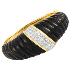 LB Exclusive 18K Yellow Gold 2.50 Ct Diamond and Onyx Bracelet