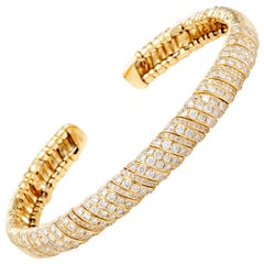 LB Exclusive 18 Karat Yellow Gold Diamond Open Bracelet