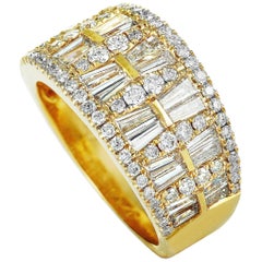 LB Exclusive 18 Karat Yellow Gold Round and Tapered Diamond Band Ring