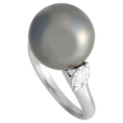 LB Exclusive Platinum 0.19 Carat Diamond and Black Pearl Ring