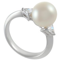 LB Exclusive Platinum 0.32 ct Diamond Pearl Ring