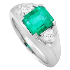 Lb Exclusive Platinum 0.37 Carat Diamond and Emerald Ring