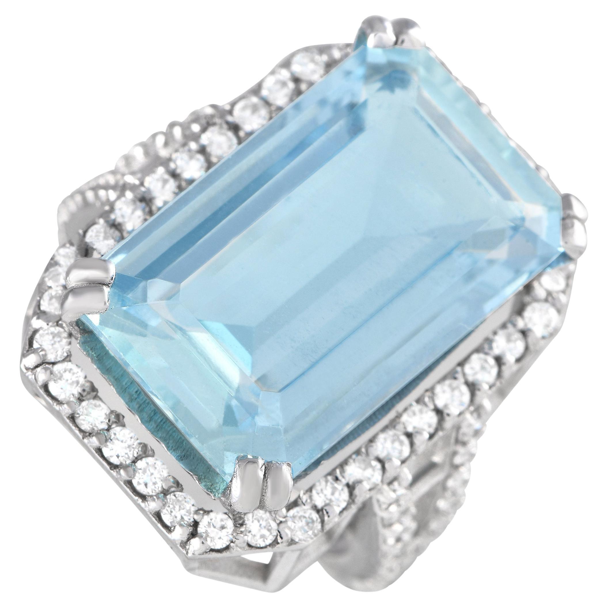 LB Exclusive Platinum 1.25ct Diamond and Aquamarine Ring For Sale